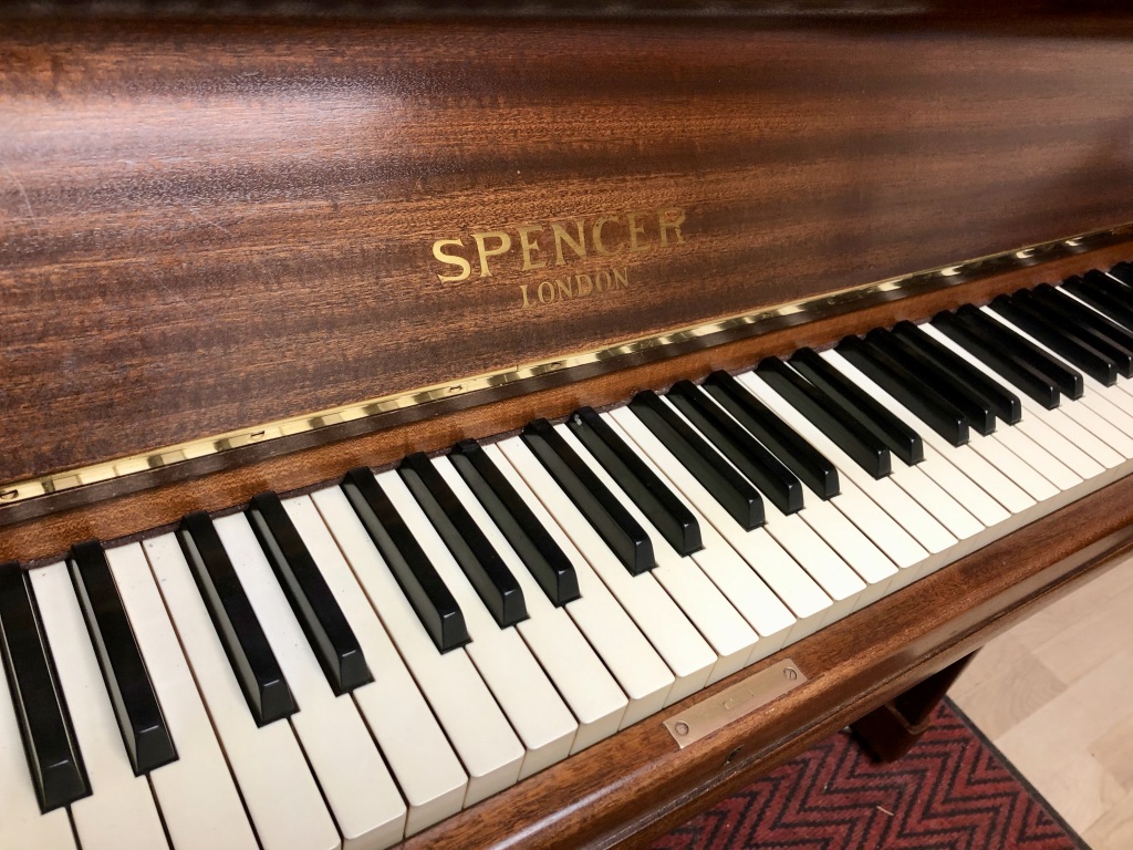 traditional-upright-pianos-handel-pianos